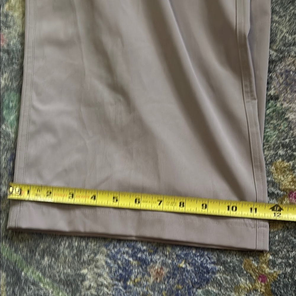 CALIA by Carrie Underwood Cropped Wide-Leg Pants in Light Gray - Picture 5 of 6